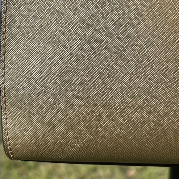 NWT $558 Michael Kors satchel / crossbody bag / handheld bag - Picture 15 of 16